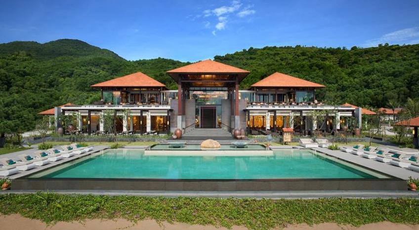 Banyan Tree Lang Co Hotel & Resort